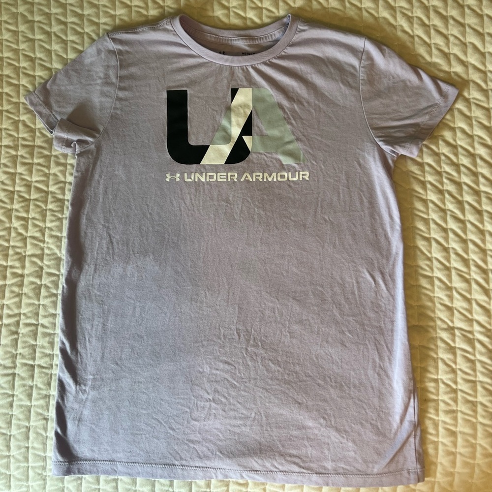 Under Armour purple t shirt loose medium